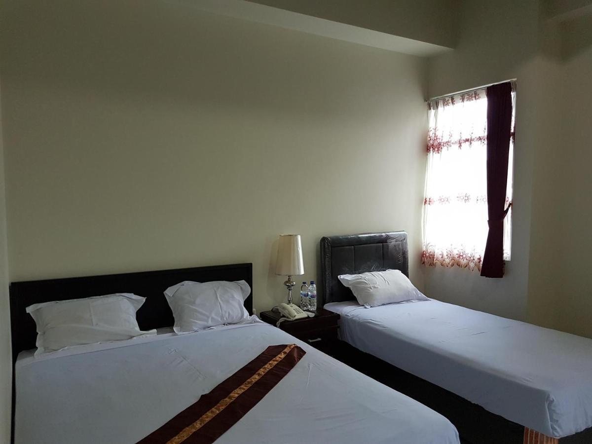 Ning Ed-Hotel Malang Quarto foto